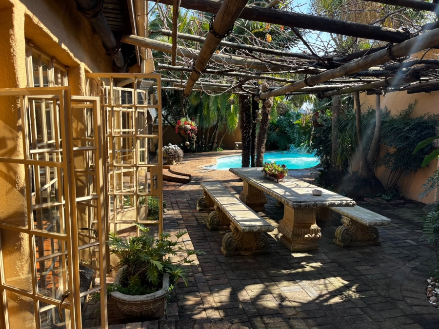 4 Bedroom Property for Sale in Wilkoppies North West
